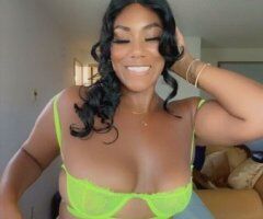 Seattle Lingerie Outcall & FaceTime Booking - Image 4