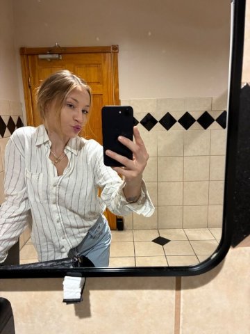 Houston Petite Female Escort for Weekend Premium Content - 1