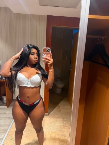 Boston Female Escort — New 24/7 with Massage, 69 & Shower - 1