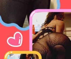 Milwaukee Fantasy Package (23) — Tight Petite, 30 Min Options - Image 3