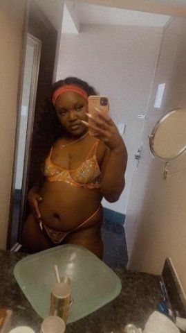 Toledo Ohio Female Escort — Luxury companionship with discreet FaceTime & content - 1