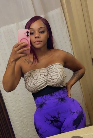 Orlando Female Escort — Outcalls Only (No Car Dates, No GFE) - 1