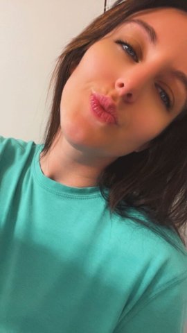 Novi Petite Female Escort — Discreet Unhurried Oral Service - 1