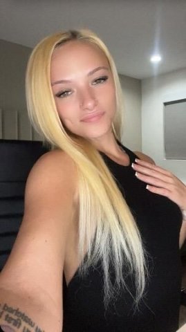 Sweet Petite Female Escort — Galveston Tight Petites, HR Only - 1