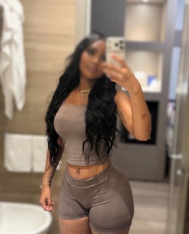 Sexy new Latina in the Baltimore area - 1