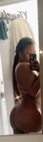 North Jersey 24/7 Female Escort — Ocean theme water play with two girls - 1