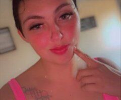 Mikki (26) Curvy, Energetic Companion in Manhattan, Kansas - Image 4