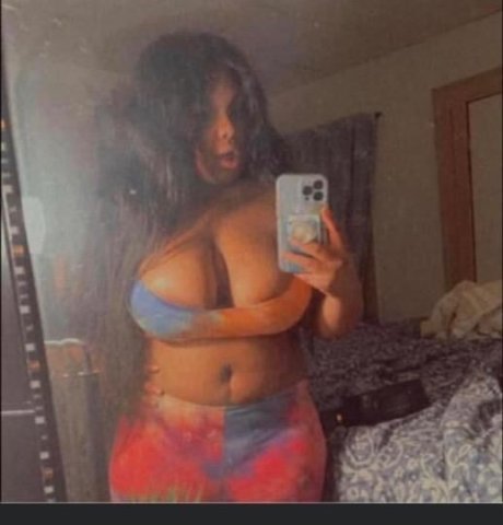 Female Escort in Western Maryland — in-call only - 1
