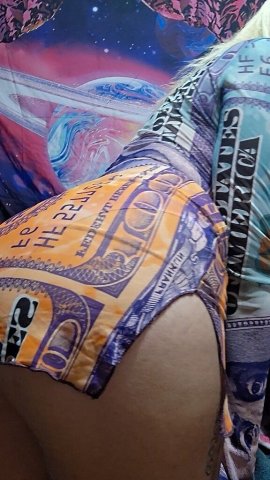 Tallahassee FL 43-Year-Old Female Escort for Erotic Play — Discreet, Respect-First - 1