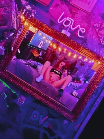Discreet Female Escort — drama-free, classy 30 - 1