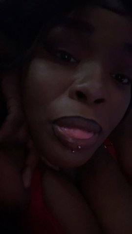 Norfolk VA Female Escort — Upscale nightlife & travel companionship - 1