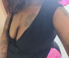 Detroit escorts - Detroit 2-Girl Special — 30 min Incalls