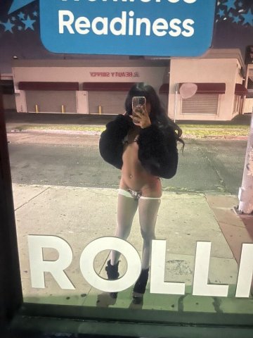 Imperial County Petite 4'11 Escort — Outcalls, FaceTime verification - 1