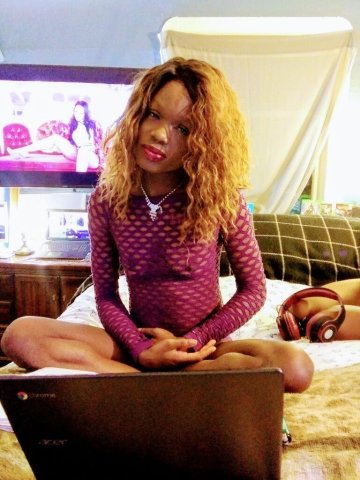 St. Louis MO Escort — MZ Chocolate (Incall) - 1