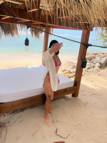 Chicago Latina Independent Escort — 31, Available Now - 1