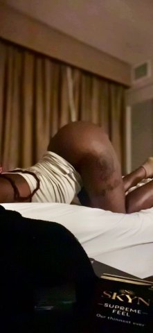 Chesapeake VA Female Escort — QV150 / HHR200 / HR300 Incall & Cardates - 1