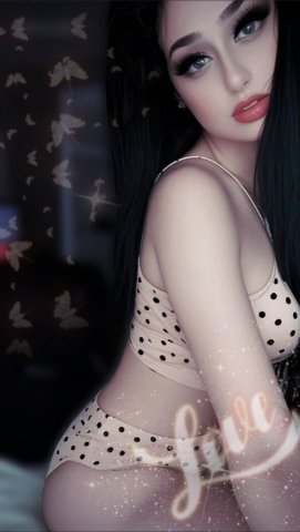 Ft Wayne IN Incall Carplay Headache Specials — Exotic Italian Goddess - 1