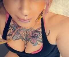 St. Cloud, Minnesota Female Escort - Image 6