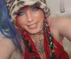 St. Cloud, Minnesota Female Escort - Image 12