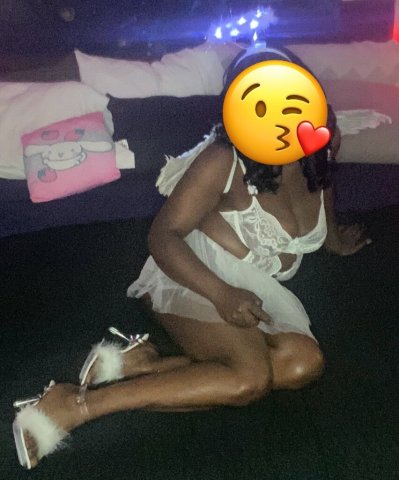 Macon GA Chocolate Female Escort — Incall, Hotel Hosting, Semi Play - 1