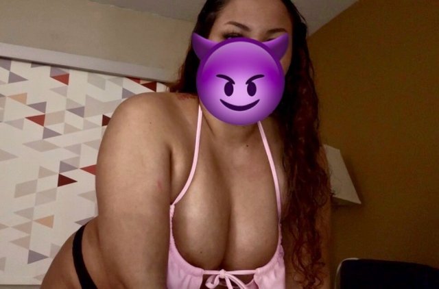 Daytona Female Escort (Incall Only) — Peg/Dom/Humiliation + Fetish Foot Options - 1