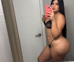Sexy Latina Ardiente — 30 - Image 2