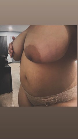Durham Area Escort — $60 Queen V Intercourse Offer — Cash Only - 1