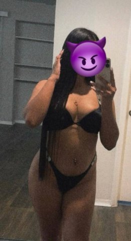 Latina nalgona en San Antonio — masaje con aceite y trato de novios (26) - 1