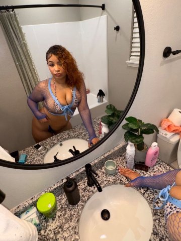Fayetteville AR Sweet Caramel Treat Escort (19) - 1