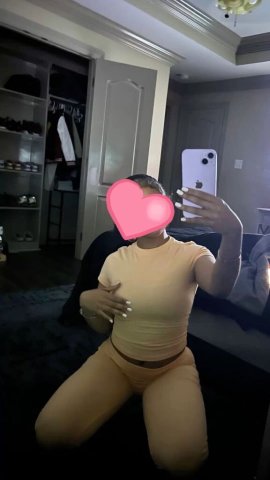 Peoria IL Female Escort — VIP Full Service - 1
