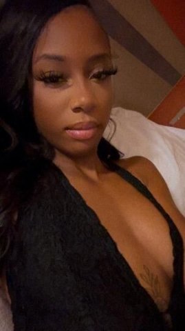 India — Petite Ebony Escort in Hartford (Hartford) — Oral, Safe & Discreet - 1