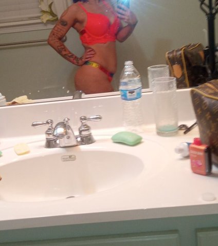 Aria Lux in Jackson, MS — Incall & Outcall Female Escort - 1