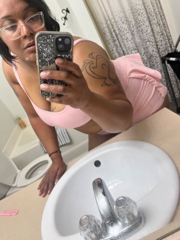 Atlanta Female Escort — Outcall Only - 1
