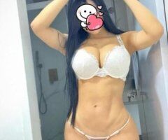 Hampton, Virginia 25-Year-Old Female Escort — Kisses, Caresses, Erotic Games & Private Show - Image 3