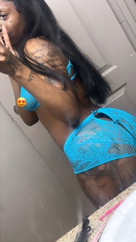 Palm Springs, CA Female Escort — Incalls & Outcalls - 1