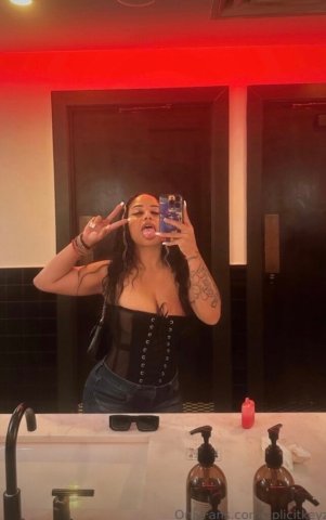 Petite Clean Kinky Escort — Dallas Incall & Outcall - 1