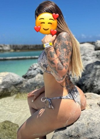 Latina Petite Escort in Indianapolis — girlfriend-style treatment & extras - 1