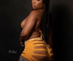 Inland Empire Outcall — Thick Wet Fun Girl for Outcall Booking - Image 3