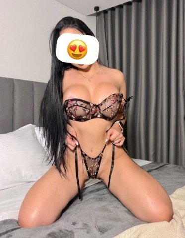 Baltimore Flirty Female Escort — Discreet 24/7 - 1