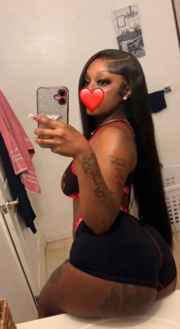 Beaumont, TX Incall Session — Fat Wet Juicy Pussy - 1