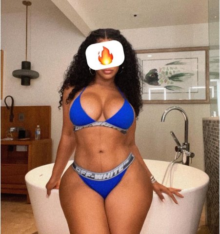Pittsburgh Latina Spanish-Speaking Escort — Available This Week - 1