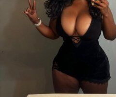 Nadia — Manchester Escort, 5’2" Dark-Eyed Curvy Vibes - Image 3