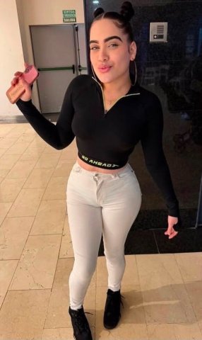 Hello—Springfield, Missouri Female Escort (dark skin) - 1