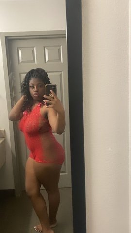 Dallas, TX Female Escort — Incalls & Outcalls with Fetish-Friendly Options - 1