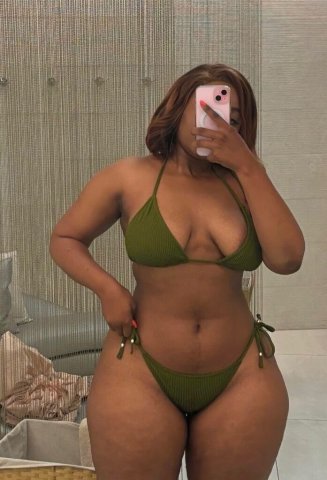 Milwaukee Female Escort — InCall, OutCall & CarCall - 1