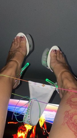 Honolulu Feet Content — Feet Pics & Foot Videos - 1