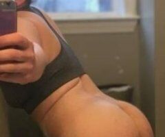Lewiston-Auburn Discreet Female Escort — Outcalls - Image 3