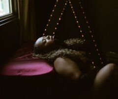 Diamond — Petite, Soft & Sensual Female Escort (In-call & Limited Out-call) - Image 3