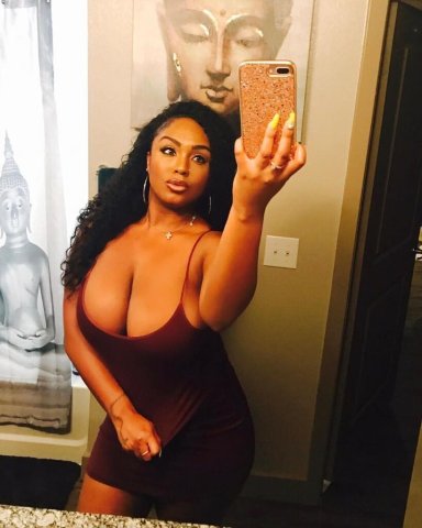 Savanna — In-Call & Out-Call Party Girl VIP in Arizona (Flagstaff/Sedona) - 1