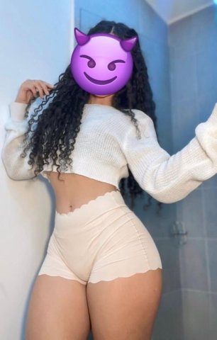 Pittsburgh Female Escort — BBJ, masajes, caricias y anal - 1